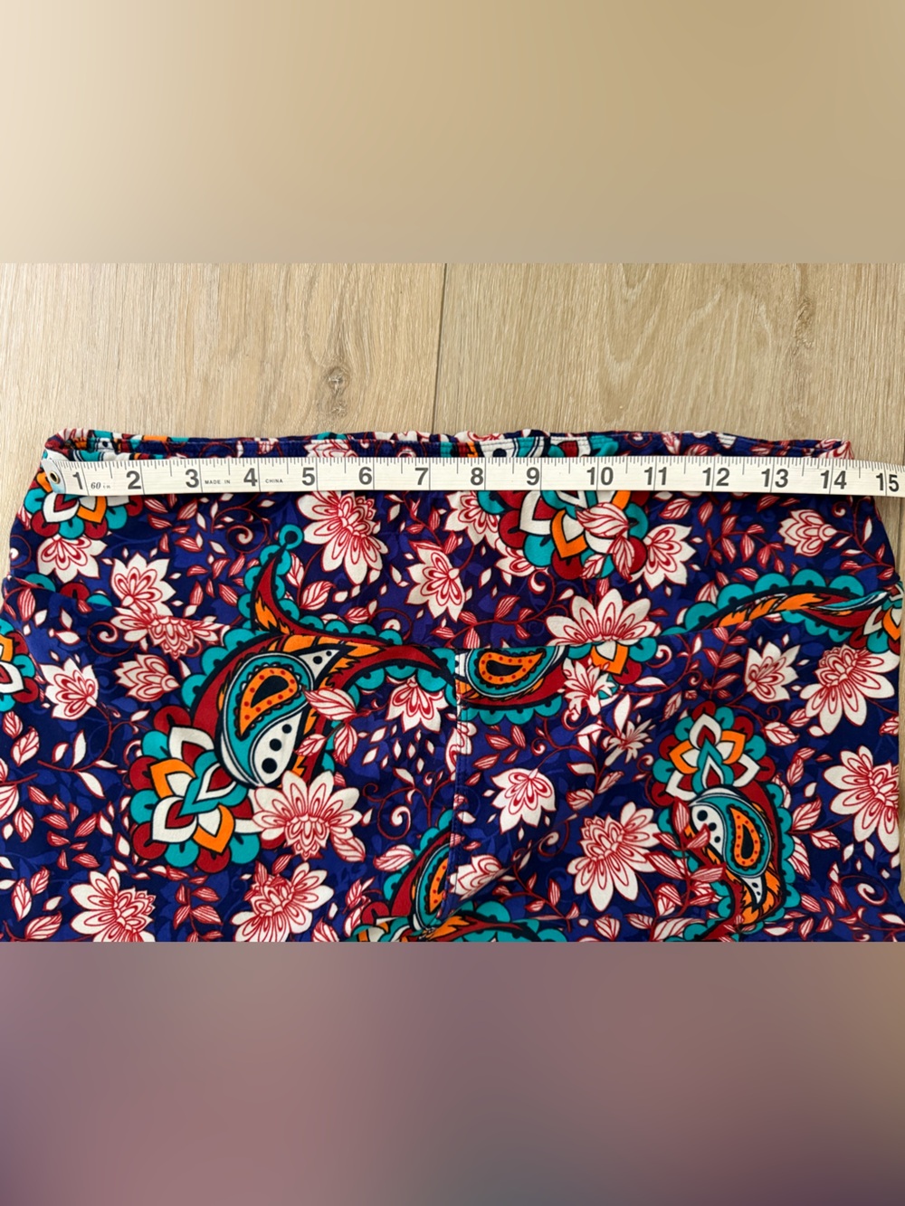 LULAROE Floral Paisley Purple Leggings EUC - Picture 4 of 9